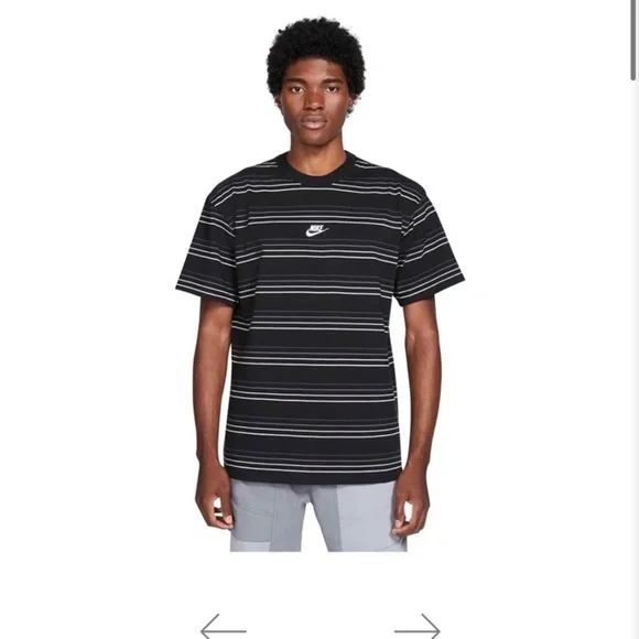 NWOT NIKE PREMIUM STRIPE TEE BLACK - Picture 5 of 9